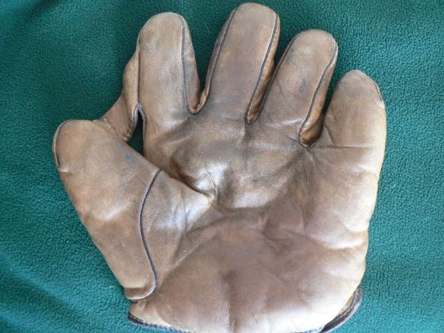 Rawlings 1 Inch Web Front